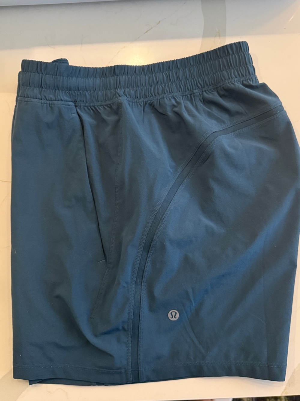 Men’s lululemon pace breaker 5” linerless shorts, turquoise, medium